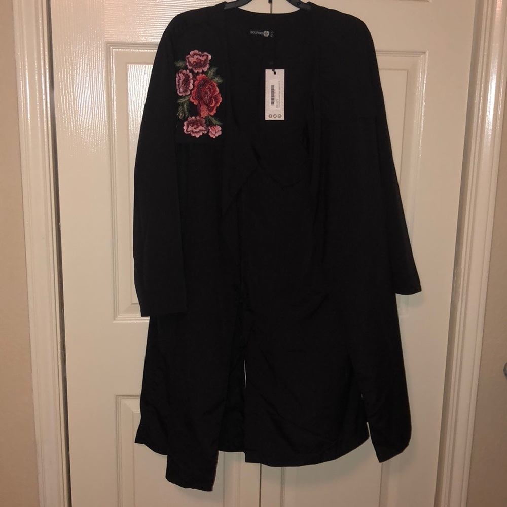 Boohoo plus duster jacket size 18 US